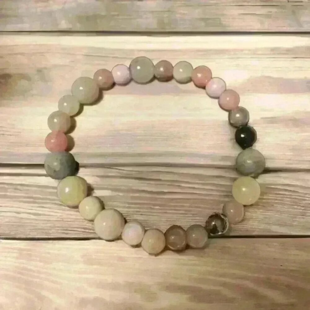 Handmade Beaded Stretch Bracelet. Unisex